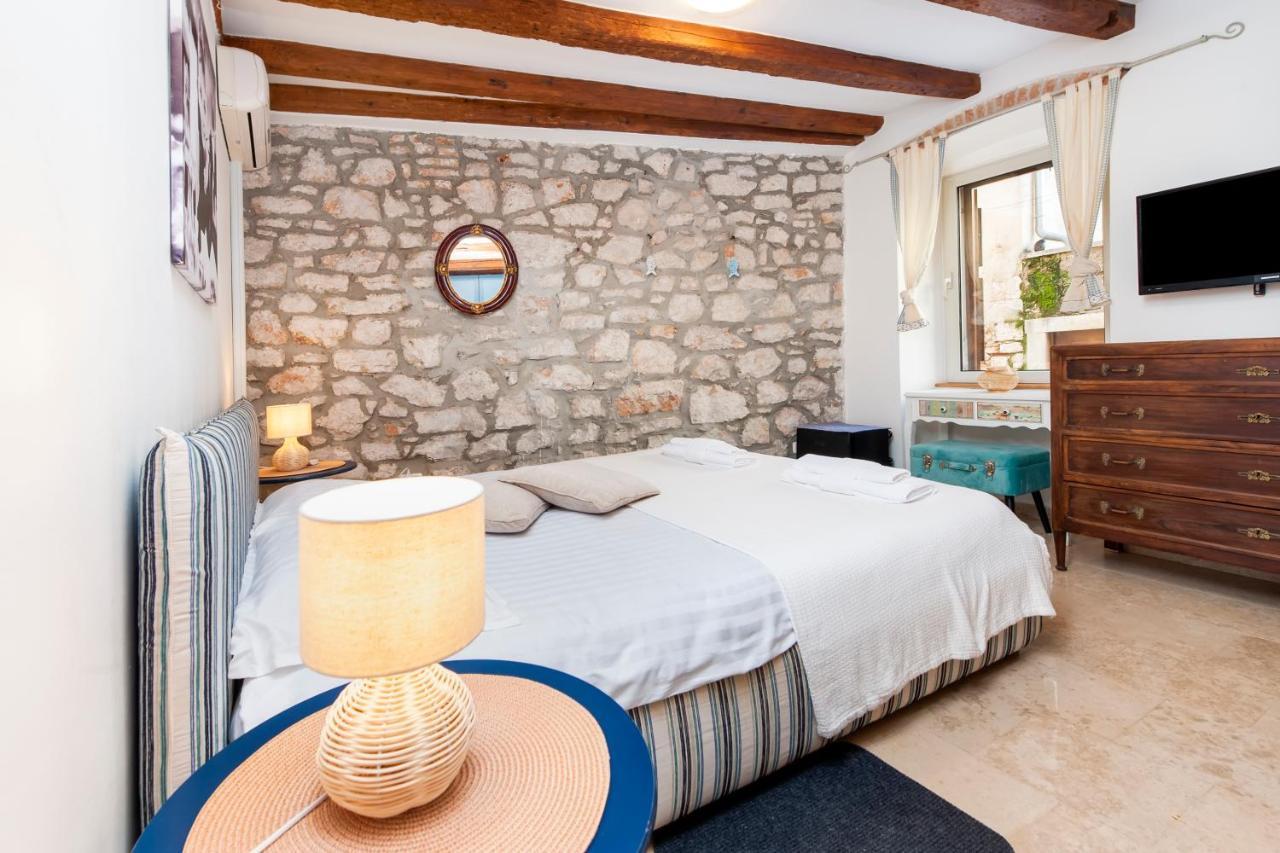 Revera Rooms โรวีน ภายนอก รูปภาพ