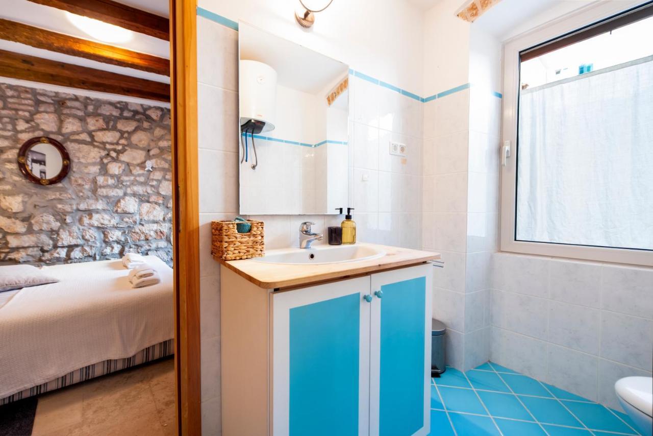 Revera Rooms โรวีน ภายนอก รูปภาพ
