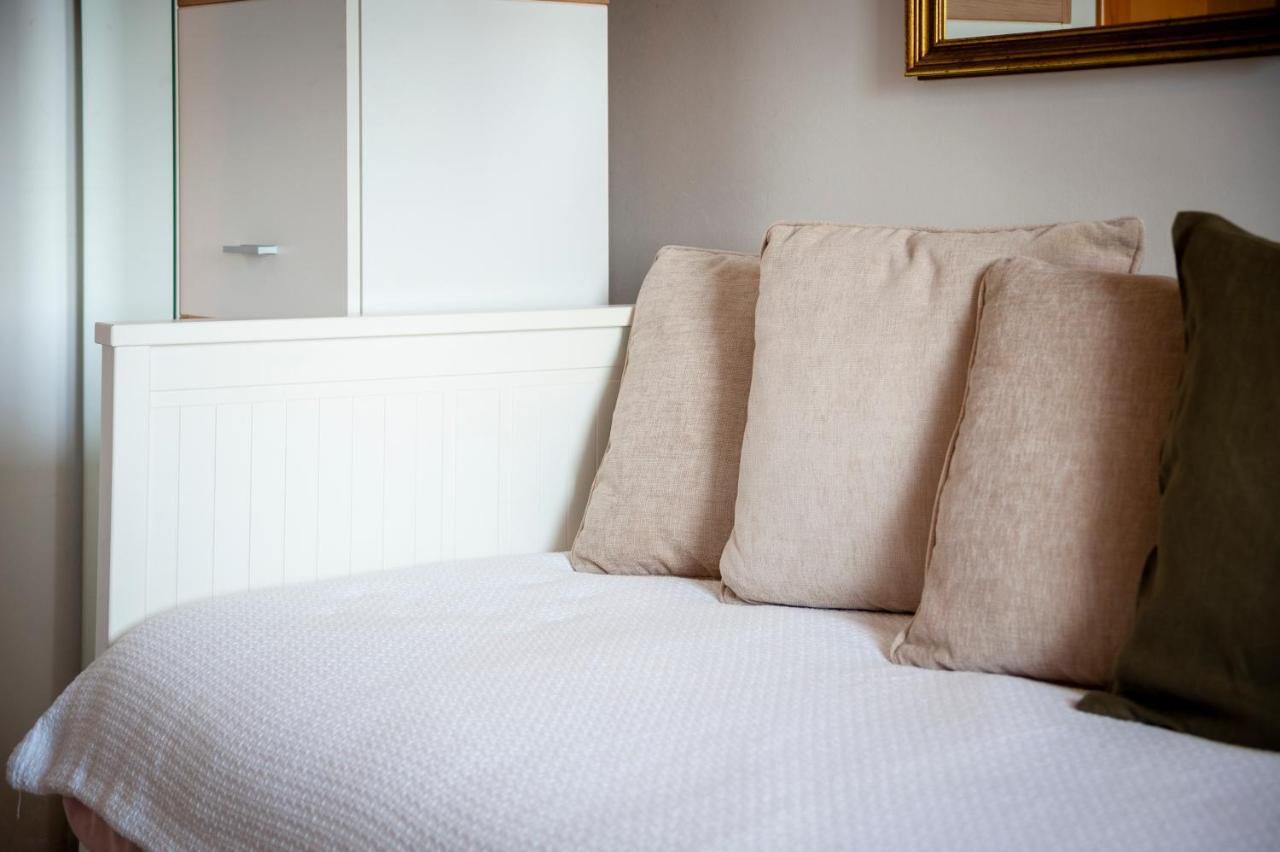 Revera Rooms โรวีน ภายนอก รูปภาพ